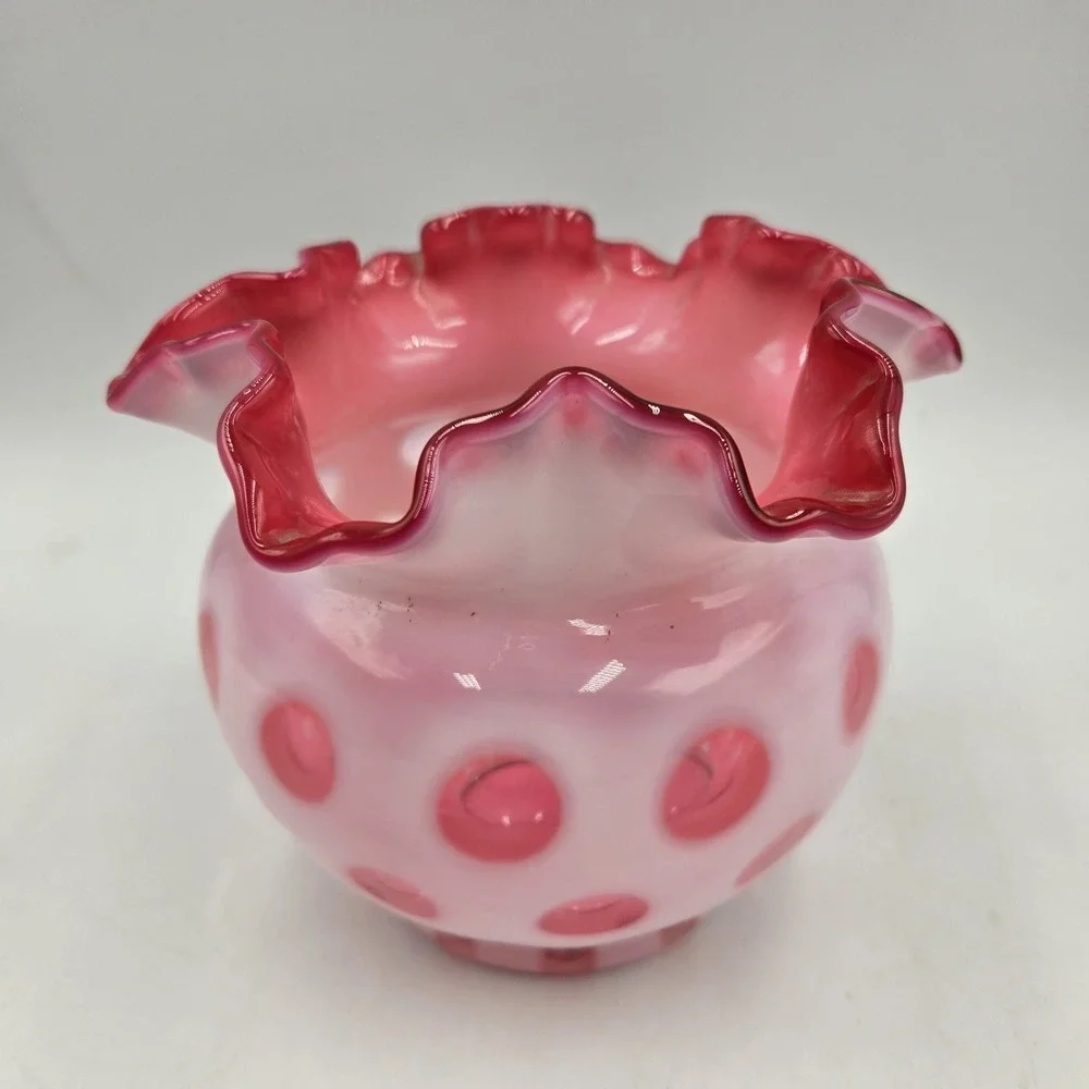 Fenton Coin Dot Cranberry Vase w/ Ruffled Edges Opalescent 5
